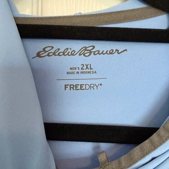 Eddie Bauer Men's Light Blue Mountain Graphic Long Sleeve Tee - Picture 2 of 8